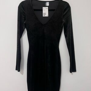 Divided Black Long Sleeve Dress